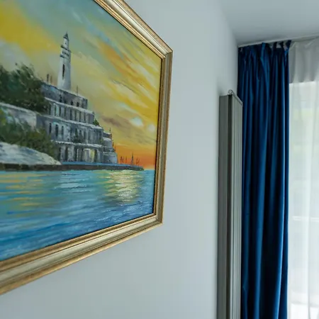 Blue Sea Alezzi 아파트
