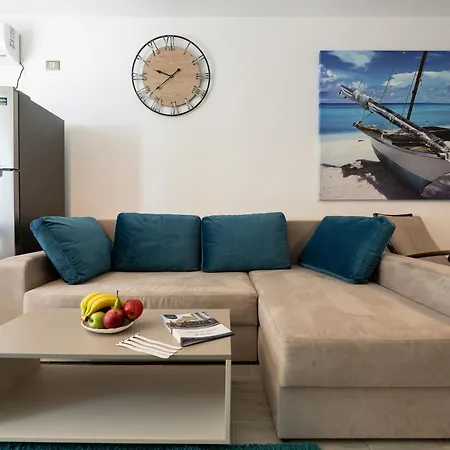 Blue Sea Alezzi 아파트 Năvodari